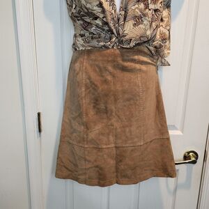 Ann Taylor Womens Suede A-Line Skirt Lined Tan Knee Length Size 4 Side Zip